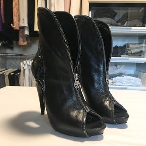 Alexander McQueen Skull Leather Zipper Booties